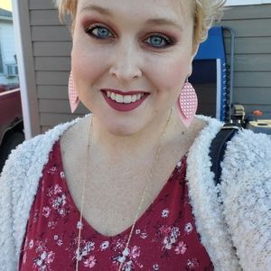 Meet your Posher, Amber